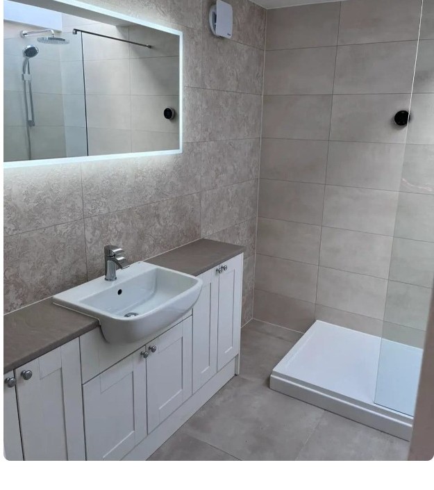 Renovated bathroom by Rudbig Interiors